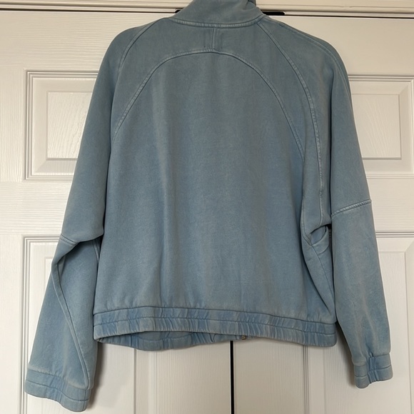 Urban Outfitters Blue Zip up - Picture 5 of 5